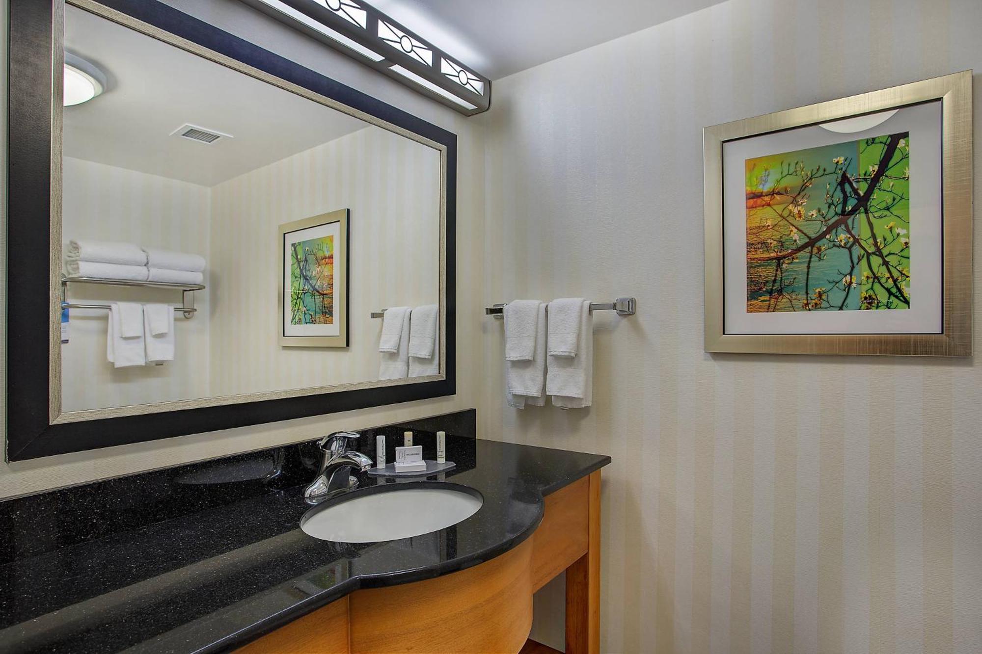 Fairfield Inn & Suites Kodak Buitenkant foto