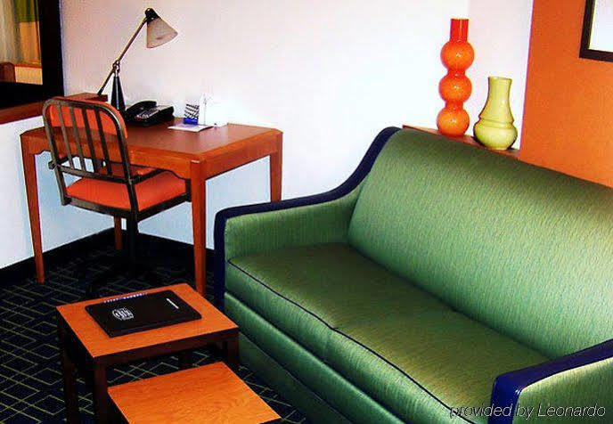 Fairfield Inn & Suites Kodak Buitenkant foto